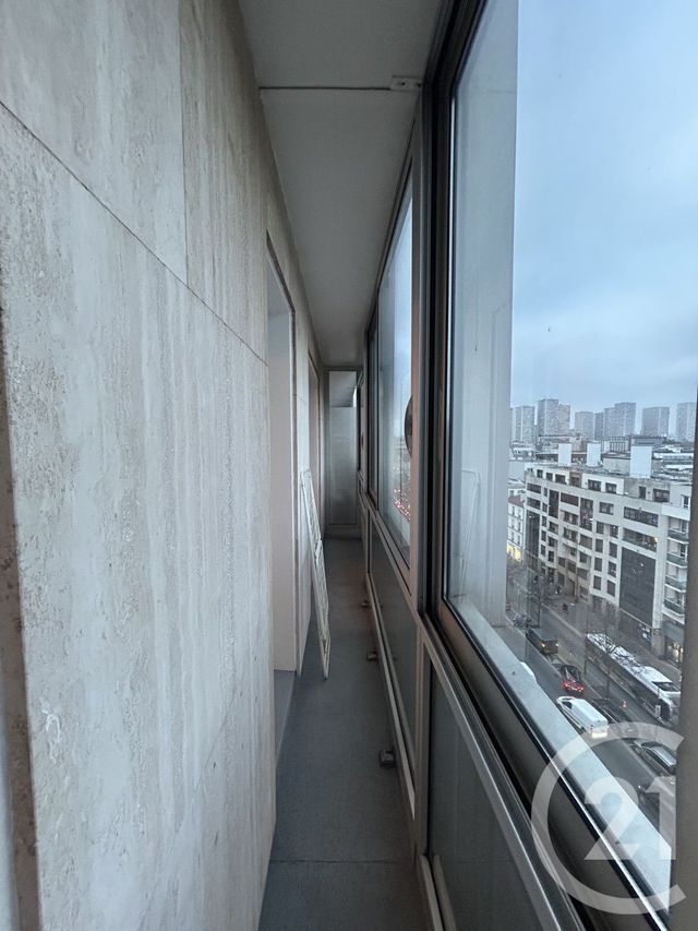 Appartement Studio à louer - 1 pièce - 34.74 m2 - LE KREMLIN BICETRE - 94 - ILE-DE-FRANCE - Century 21 K.B. Immobilier