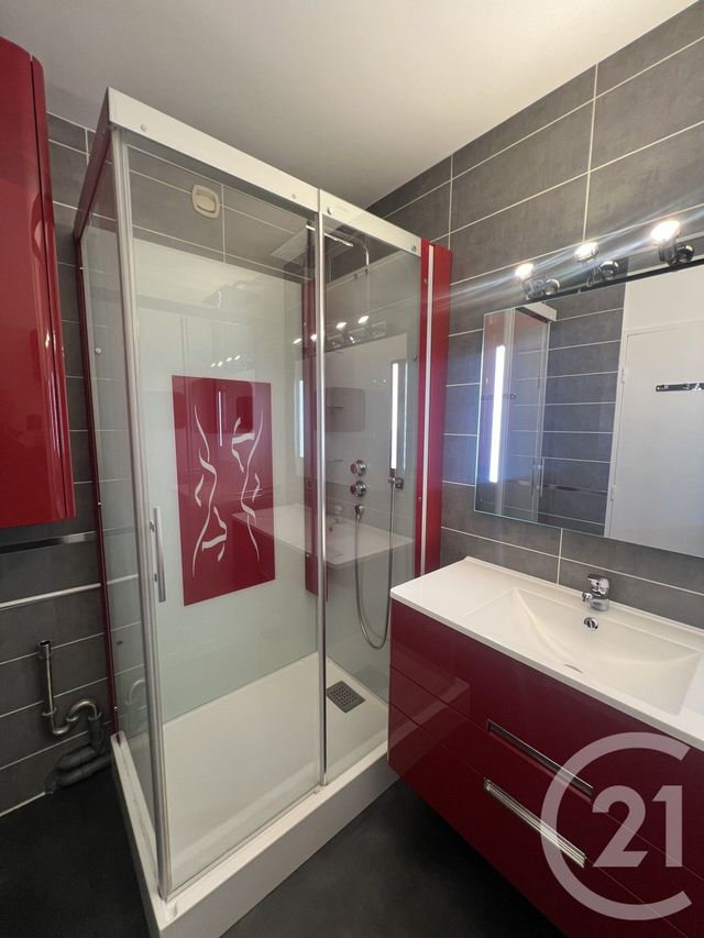 Appartement T2 à louer - 2 pièces - 54.8 m2 - CACHAN - 94 - ILE-DE-FRANCE - Century 21 K.B. Immobilier