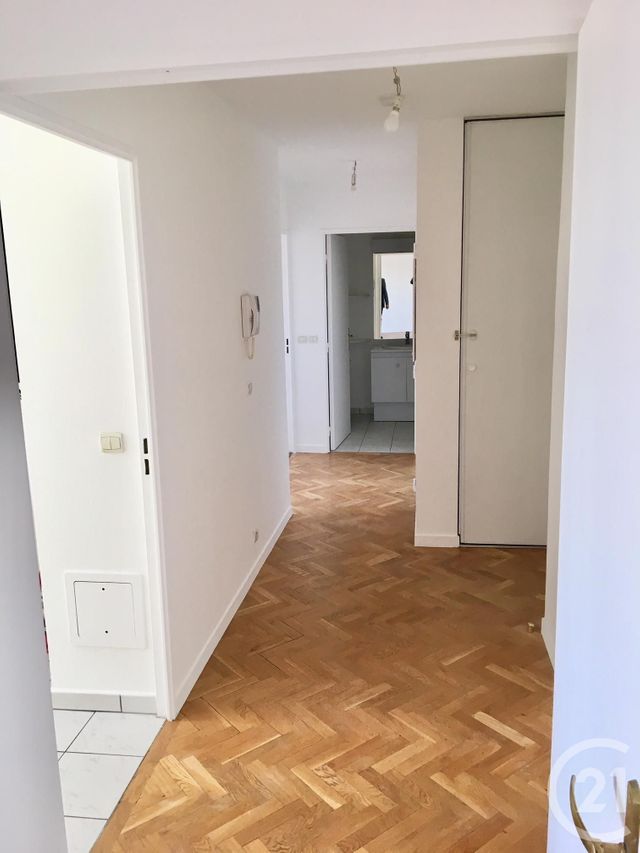 Appartement F3 à louer - 3 pièces - 60.0 m2 - VILLEJUIF - 94 - ILE-DE-FRANCE - Century 21 K.B. Immobilier