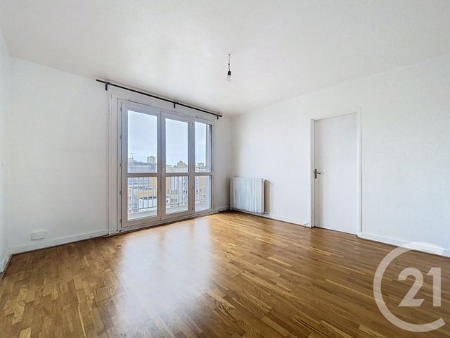 Appartement F2 à vendre - 2 pièces - 41.8 m2 - LE KREMLIN BICETRE - 94 - ILE-DE-FRANCE - Century 21 K.B. Immobilier
