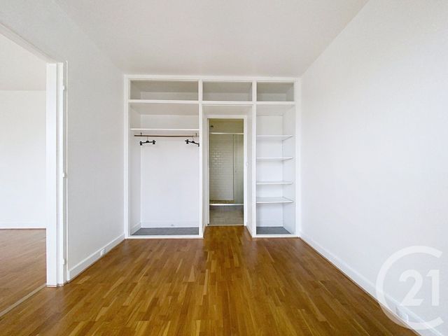 Appartement F2 à vendre - 2 pièces - 41.8 m2 - PARIS - 75013 - ILE-DE-FRANCE - Century 21 K.B. Immobilier