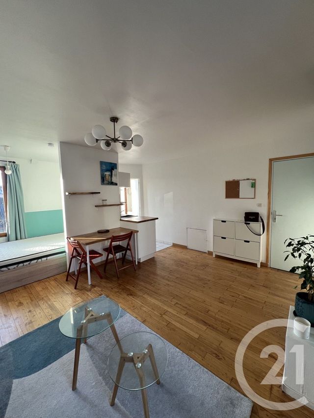 Appartement Studio à louer - 1 pièce - 29.28 m2 - CACHAN - 94 - ILE-DE-FRANCE - Century 21 K.B. Immobilier