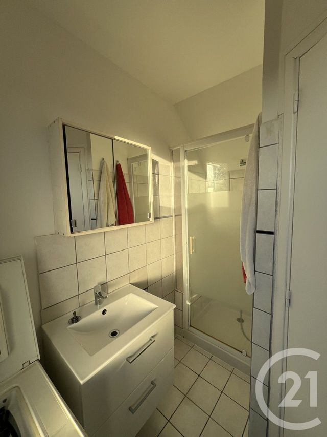 Appartement Studio à louer - 1 pièce - 29.28 m2 - CACHAN - 94 - ILE-DE-FRANCE - Century 21 K.B. Immobilier