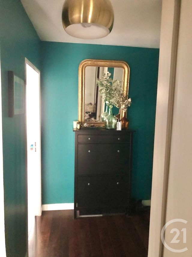 Appartement F3 à louer - 3 pièces - 64.02 m2 - LE KREMLIN BICETRE - 94 - ILE-DE-FRANCE - Century 21 K.B. Immobilier