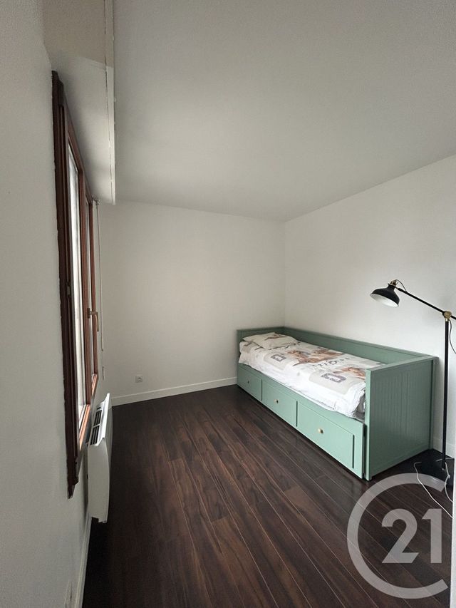 Appartement F3 à louer - 3 pièces - 64.02 m2 - LE KREMLIN BICETRE - 94 - ILE-DE-FRANCE - Century 21 K.B. Immobilier