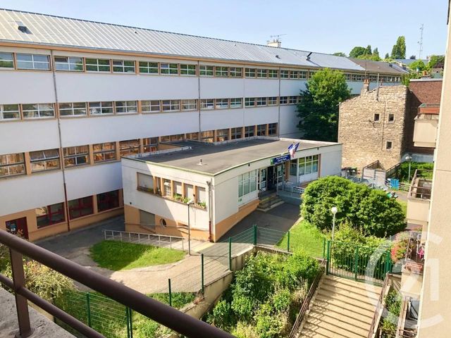 Appartement F3 à louer - 3 pièces - 64.02 m2 - LE KREMLIN BICETRE - 94 - ILE-DE-FRANCE - Century 21 K.B. Immobilier