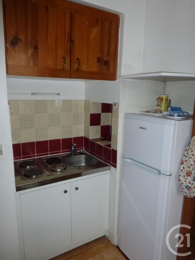 Appartement F2 à louer - 2 pièces - 35.0 m2 - LE KREMLIN BICETRE - 94 - ILE-DE-FRANCE - Century 21 K.B. Immobilier