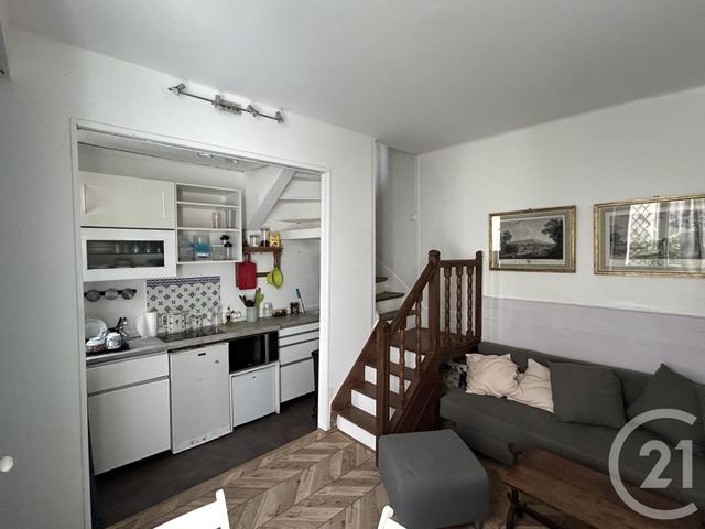 Appartement F2 à louer - 2 pièces - 25.17 m2 - LE KREMLIN BICETRE - 94 - ILE-DE-FRANCE - Century 21 K.B. Immobilier