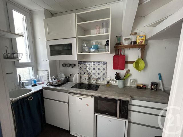 Appartement F2 à louer - 2 pièces - 25.17 m2 - LE KREMLIN BICETRE - 94 - ILE-DE-FRANCE - Century 21 K.B. Immobilier