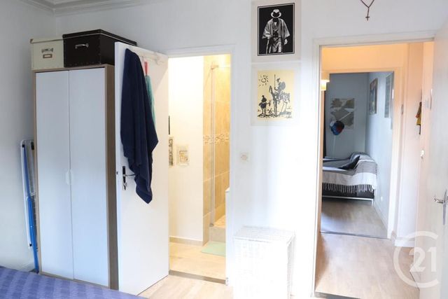 Appartement F2 à louer - 2 pièces - 32.22 m2 - LE KREMLIN BICETRE - 94 - ILE-DE-FRANCE - Century 21 K.B. Immobilier