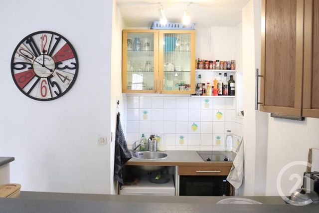 Appartement F2 à louer - 2 pièces - 32.22 m2 - LE KREMLIN BICETRE - 94 - ILE-DE-FRANCE - Century 21 K.B. Immobilier