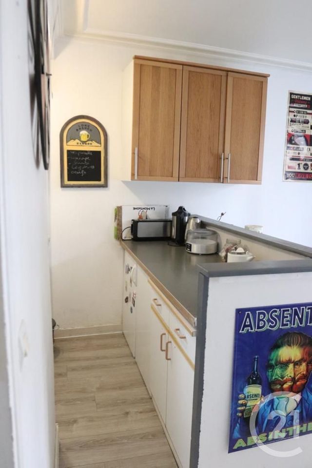 Appartement F2 à louer - 2 pièces - 32.22 m2 - LE KREMLIN BICETRE - 94 - ILE-DE-FRANCE - Century 21 K.B. Immobilier