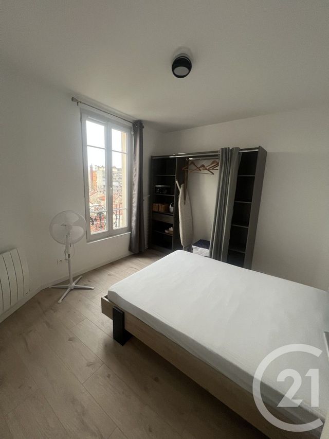 Appartement T2 à louer - 2 pièces - 27.35 m2 - CACHAN - 94 - ILE-DE-FRANCE - Century 21 K.B. Immobilier