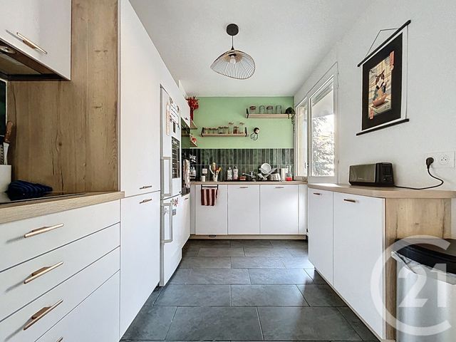 Appartement F4 à vendre - 4 pièces - 86.6 m2 - LE KREMLIN BICETRE - 94 - ILE-DE-FRANCE - Century 21 K.B. Immobilier