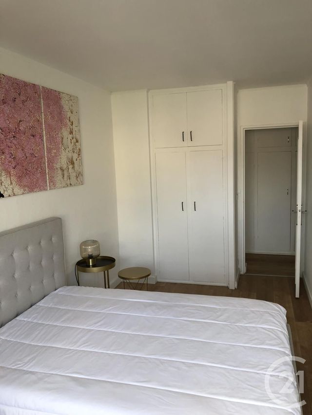 Appartement F4 à louer - 4 pièces - 76.4 m2 - LE KREMLIN BICETRE - 94 - ILE-DE-FRANCE - Century 21 K.B. Immobilier