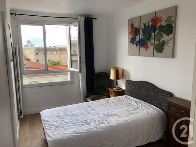 Appartement F4 à louer - 4 pièces - 76.4 m2 - LE KREMLIN BICETRE - 94 - ILE-DE-FRANCE - Century 21 K.B. Immobilier