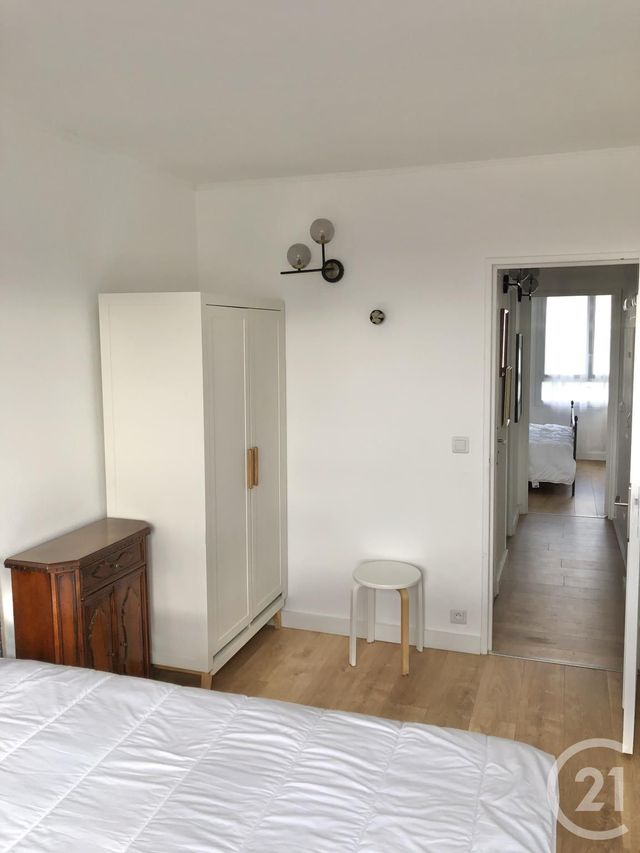 Appartement F4 à louer - 4 pièces - 76.4 m2 - LE KREMLIN BICETRE - 94 - ILE-DE-FRANCE - Century 21 K.B. Immobilier