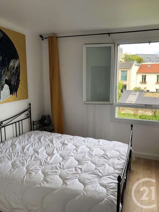 Appartement F4 à louer - 4 pièces - 76.4 m2 - LE KREMLIN BICETRE - 94 - ILE-DE-FRANCE - Century 21 K.B. Immobilier