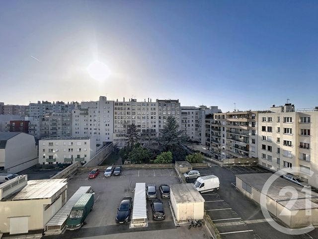 Appartement F2 à vendre - 2 pièces - 32.5 m2 - LE KREMLIN BICETRE - 94 - ILE-DE-FRANCE - Century 21 K.B. Immobilier