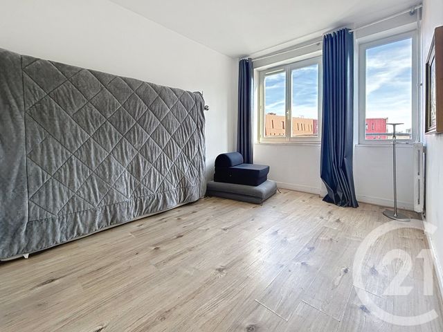 Appartement F3 à vendre - 3 pièces - 50.0 m2 - LE KREMLIN BICETRE - 94 - ILE-DE-FRANCE - Century 21 K.B. Immobilier