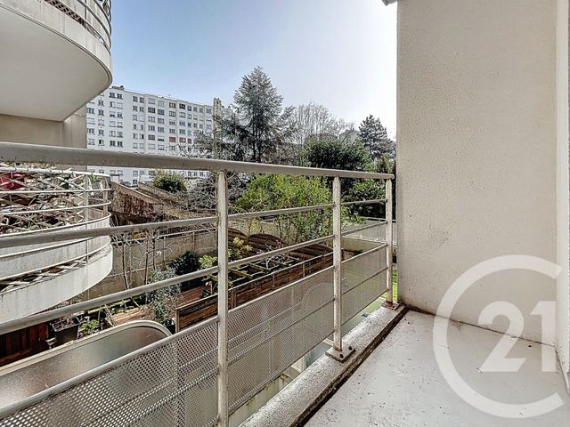 Appartement F1 à vendre - 1 pièce - 33.01 m2 - LE KREMLIN BICETRE - 94 - ILE-DE-FRANCE - Century 21 K.B. Immobilier