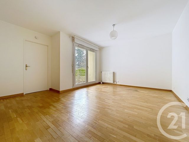 Appartement F1 à vendre - 1 pièce - 33.01 m2 - LE KREMLIN BICETRE - 94 - ILE-DE-FRANCE - Century 21 K.B. Immobilier