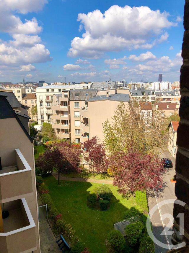 Appartement F2 à louer - 2 pièces - 46.04 m2 - LE KREMLIN BICETRE - 94 - ILE-DE-FRANCE - Century 21 K.B. Immobilier