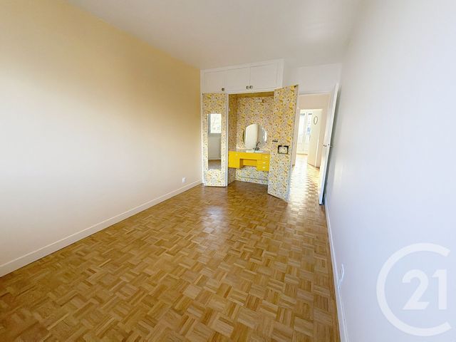 Appartement F4 à vendre - 4 pièces - 80.48 m2 - PARIS - 75013 - ILE-DE-FRANCE - Century 21 K.B. Immobilier