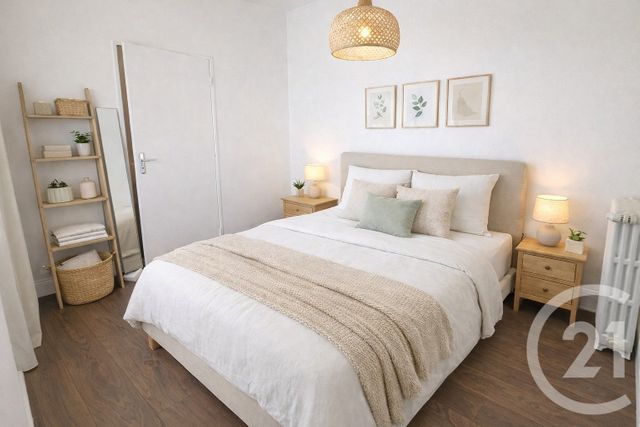 Appartement F2 à vendre - 2 pièces - 42.6 m2 - PARIS - 75013 - ILE-DE-FRANCE - Century 21 K.B. Immobilier