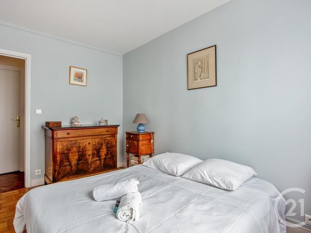 Appartement F4 à louer - 3 pièces - 73.0 m2 - LE KREMLIN BICETRE - 94 - ILE-DE-FRANCE - Century 21 K.B. Immobilier