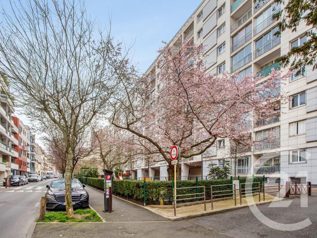 Appartement F4 à louer - 3 pièces - 73.0 m2 - LE KREMLIN BICETRE - 94 - ILE-DE-FRANCE - Century 21 K.B. Immobilier