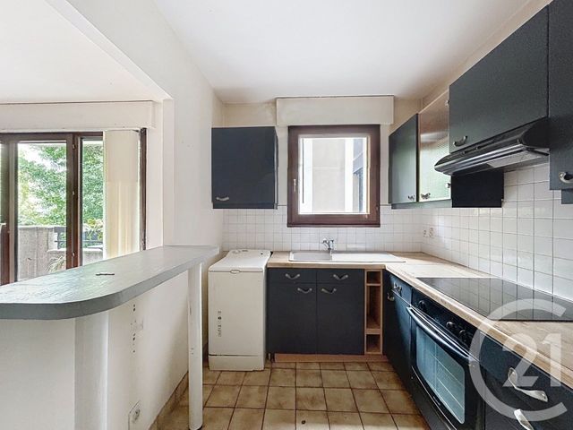 Appartement F2 à vendre - 2 pièces - 50.5 m2 - LE KREMLIN BICETRE - 94 - ILE-DE-FRANCE - Century 21 K.B. Immobilier