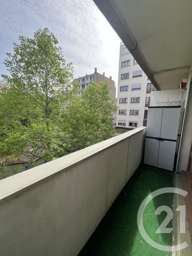 Appartement Studio à louer - 1 pièce - 32.39 m2 - LE KREMLIN BICETRE - 94 - ILE-DE-FRANCE - Century 21 K.B. Immobilier