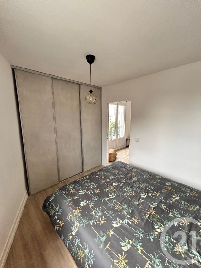 Appartement F3 à louer - 3 pièces - 53.87 m2 - LE KREMLIN BICETRE - 94 - ILE-DE-FRANCE - Century 21 K.B. Immobilier