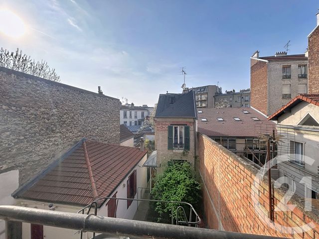 Appartement F2 à vendre - 2 pièces - 27.33 m2 - LE KREMLIN BICETRE - 94 - ILE-DE-FRANCE - Century 21 K.B. Immobilier