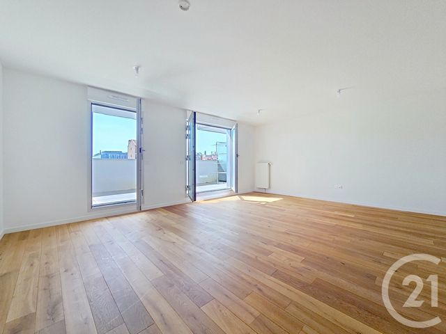 Appartement F3 à vendre - 3 pièces - 74.1 m2 - PARIS - 75013 - ILE-DE-FRANCE - Century 21 K.B. Immobilier