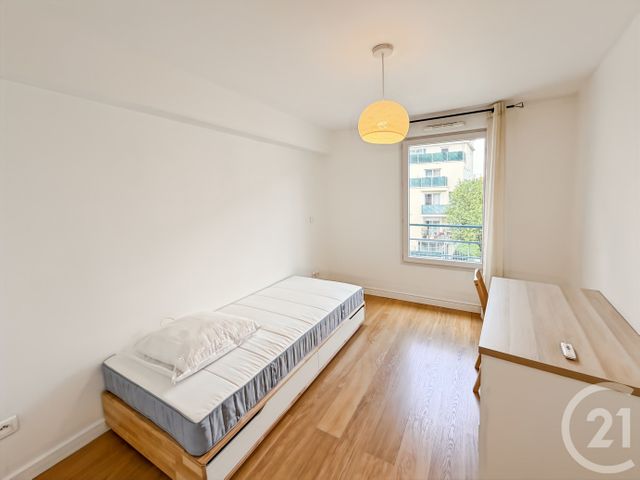 Appartement F3 à louer - 3 pièces - 61.6 m2 - VILLEJUIF - 94 - ILE-DE-FRANCE - Century 21 K.B. Immobilier