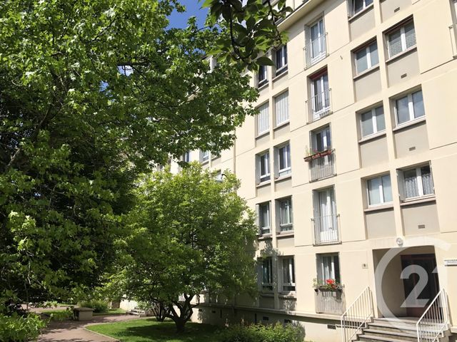 Appartement F4 à louer - 4 pièces - 60.55 m2 - LE KREMLIN BICETRE - 94 - ILE-DE-FRANCE - Century 21 K.B. Immobilier