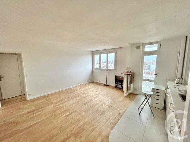 Appartement F4 à louer - 4 pièces - 60.55 m2 - LE KREMLIN BICETRE - 94 - ILE-DE-FRANCE - Century 21 K.B. Immobilier