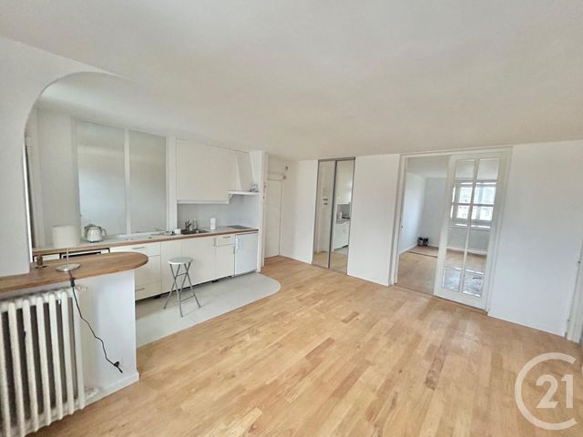 Appartement F4 à louer - 4 pièces - 60.55 m2 - LE KREMLIN BICETRE - 94 - ILE-DE-FRANCE - Century 21 K.B. Immobilier