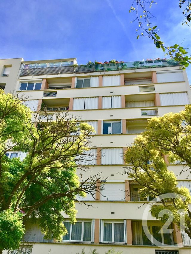 Appartement F1 à louer - 1 pièce - 20.2 m2 - LE KREMLIN BICETRE - 94 - ILE-DE-FRANCE - Century 21 K.B. Immobilier