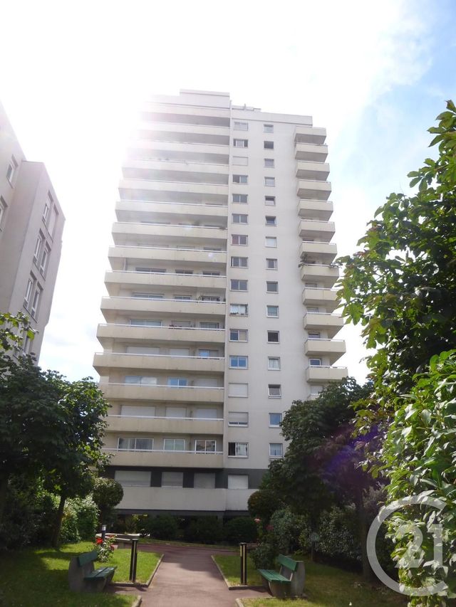 Appartement F3 à louer - 3 pièces - 69.0 m2 - LE KREMLIN BICETRE - 94 - ILE-DE-FRANCE - Century 21 K.B. Immobilier