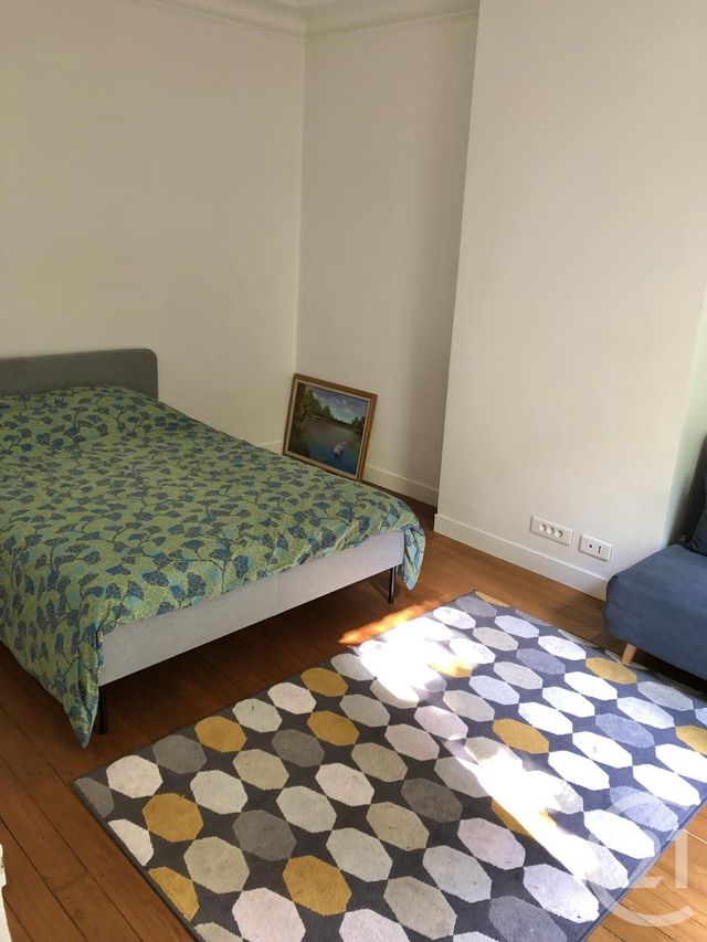Appartement F2 à louer - 2 pièces - 42.5 m2 - PARIS - 75015 - ILE-DE-FRANCE - Century 21 K.B. Immobilier