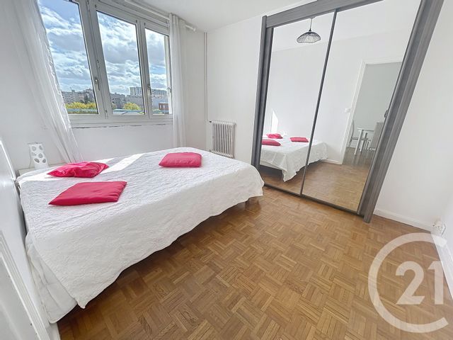 Appartement F2 à vendre - 2 pièces - 40.14 m2 - PARIS - 75013 - ILE-DE-FRANCE - Century 21 K.B. Immobilier