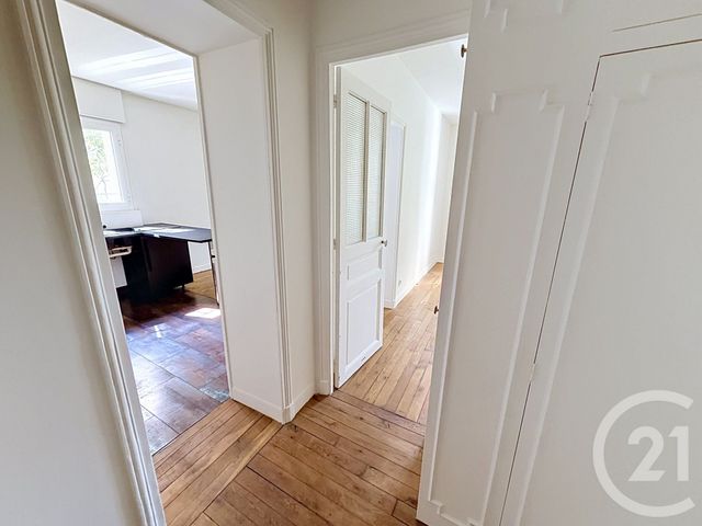 Appartement F2 à vendre - 2 pièces - 36.73 m2 - PARIS - 75013 - ILE-DE-FRANCE - Century 21 K.B. Immobilier