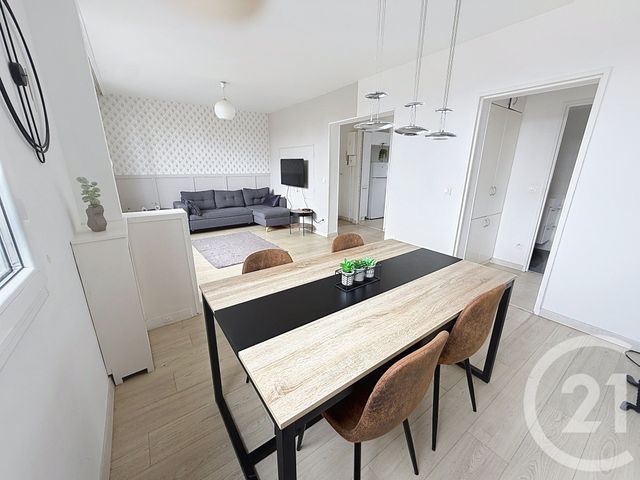 Appartement F3 à vendre - 3 pièces - 52.46 m2 - LE KREMLIN BICETRE - 94 - ILE-DE-FRANCE - Century 21 K.B. Immobilier