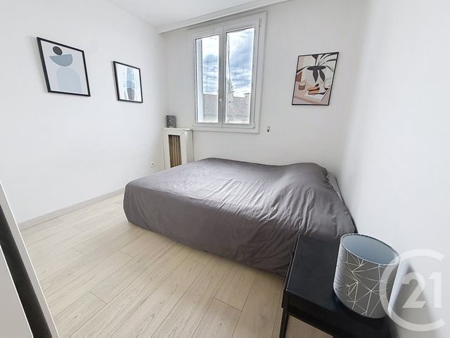 Appartement F3 à vendre - 3 pièces - 52.46 m2 - LE KREMLIN BICETRE - 94 - ILE-DE-FRANCE - Century 21 K.B. Immobilier