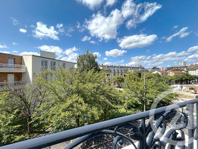 Appartement à louer - 2 pièces - 31.3 m2 - LE KREMLIN BICETRE - 94 - ILE-DE-FRANCE - Century 21 K.B. Immobilier