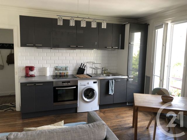 Appartement T2 à louer - 2 pièces - 31.53 m2 - LE KREMLIN BICETRE - 94 - ILE-DE-FRANCE - Century 21 K.B. Immobilier