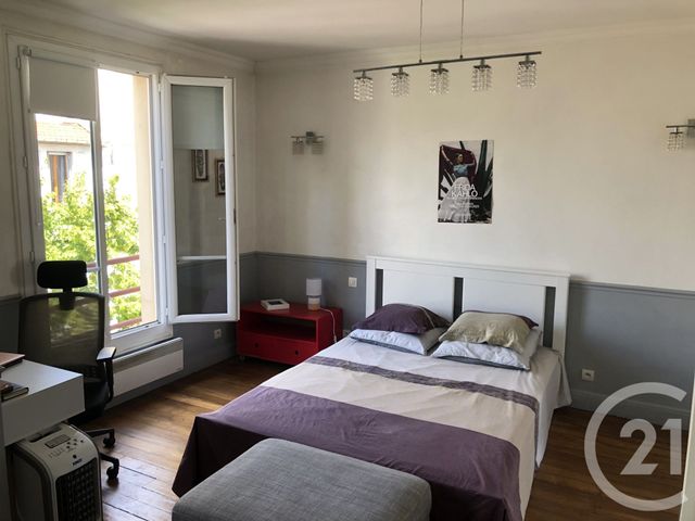 Appartement T2 à louer - 2 pièces - 31.53 m2 - LE KREMLIN BICETRE - 94 - ILE-DE-FRANCE - Century 21 K.B. Immobilier
